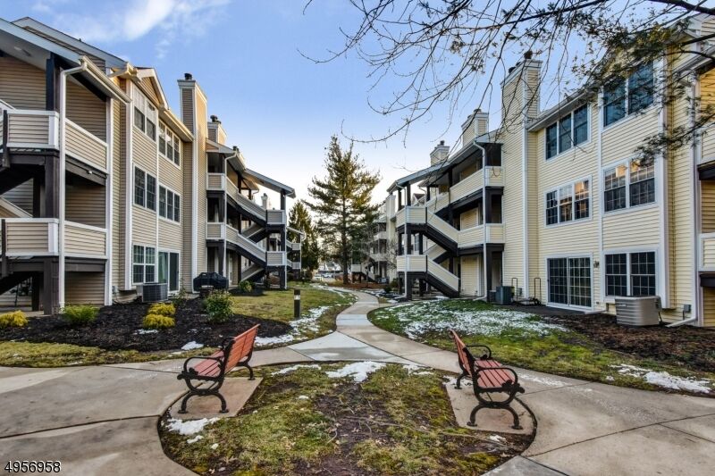 Property Photo:  713 Pinehurst-6  NJ 07083 