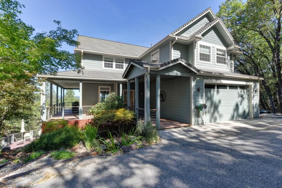 Property Photo:  18348 Round Mountain Ranch Road  CA 95959 