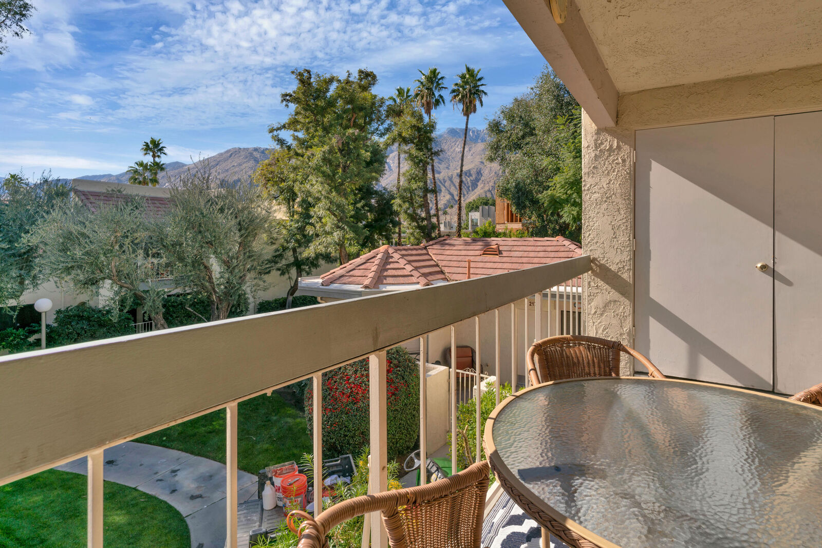 Property Photo: 353 E Via Escuela 224 CA 92262