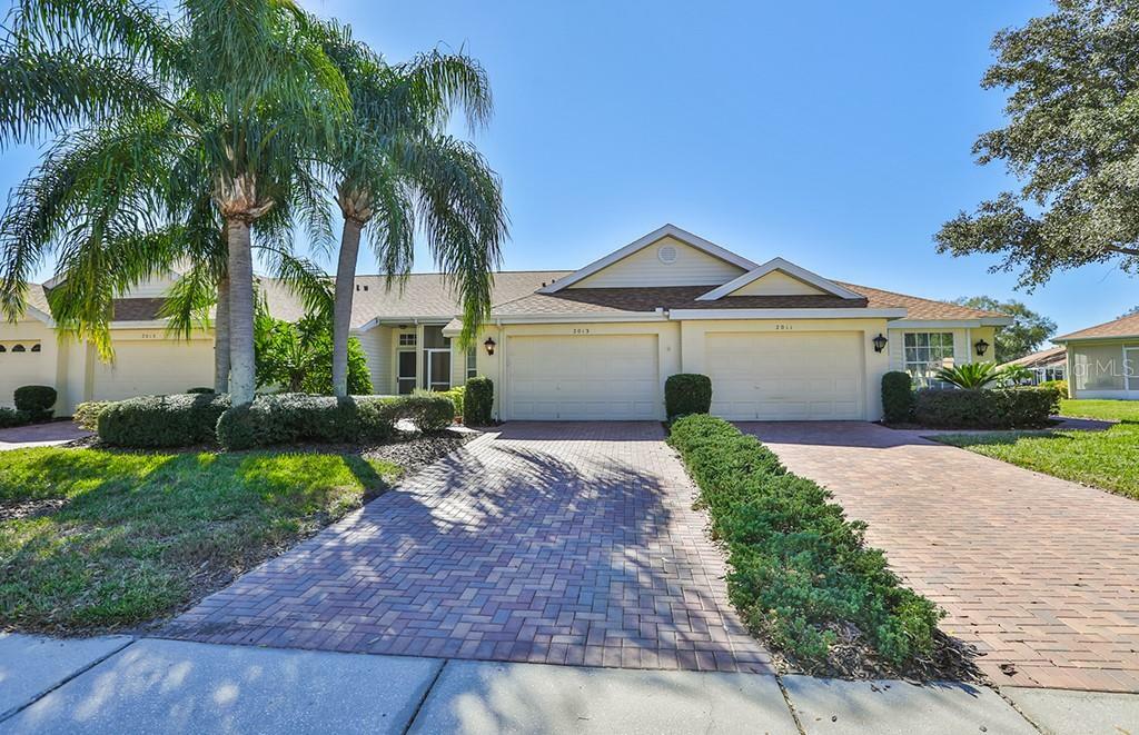 Property Photo:  2013 Nantucket Drive  FL 33573 