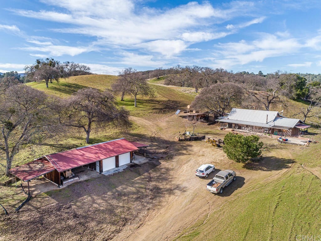 Property Photo:  74850 Copperhead Road  CA 93426 