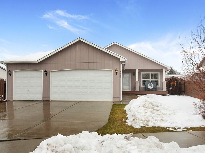 9713 E Whitman Ct  Spokane WA 99206 photo