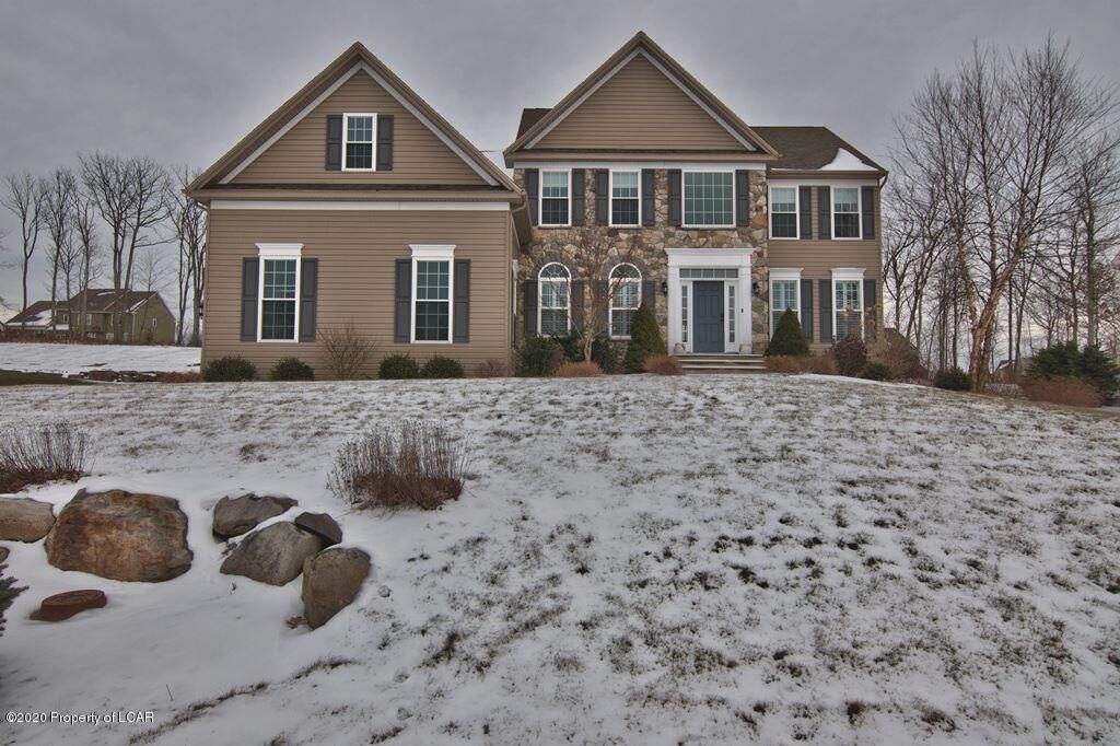 Property Photo:  1083 Woodberry Drive  PA 18707 
