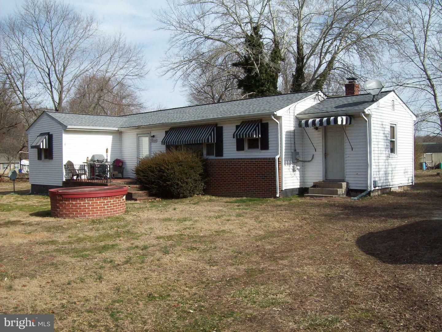 Property Photo:  7459 Poplar Avenue  MD 21620 