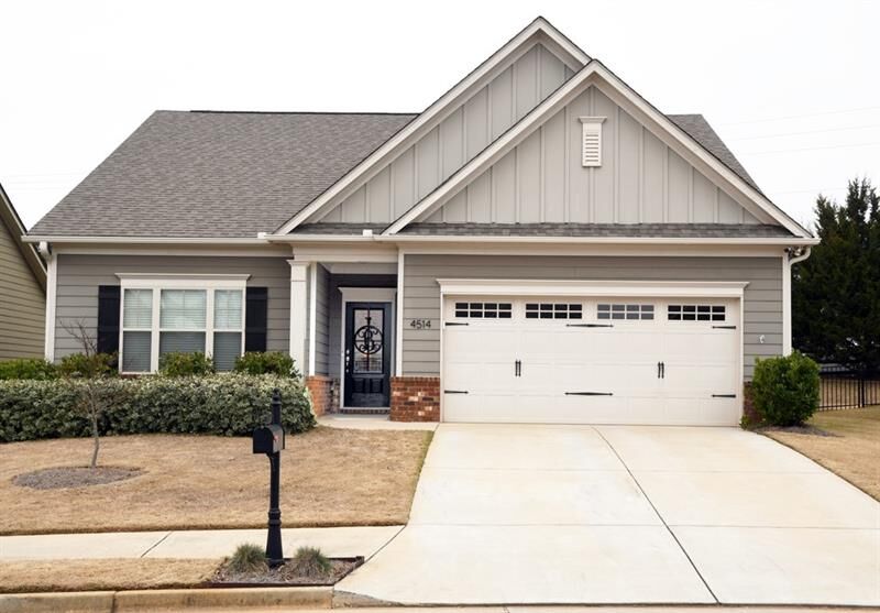 Property Photo: 4514 Hidden Creek Drive 30504