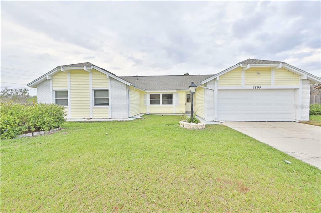 Property Photo:  2895 Buccaneer Drive  FL 32792 