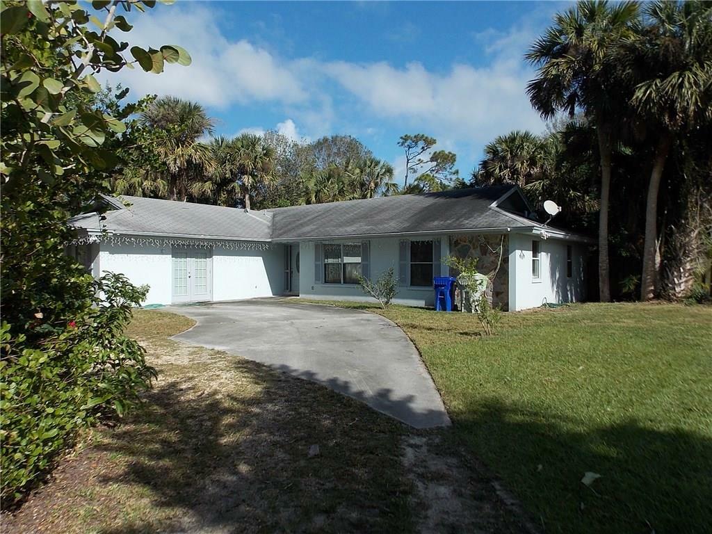 Property Photo:  654 31st Avenue SW  FL 32968 