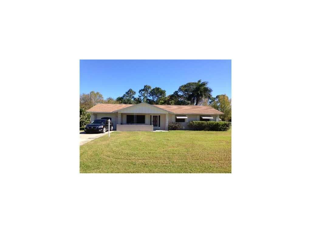 Property Photo: 1006 26th Avenue FL 32960