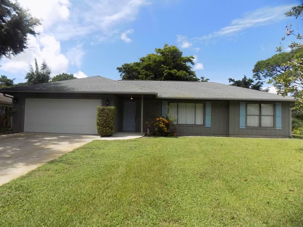 Property Photo:  541 10th Avenue  FL 32962 