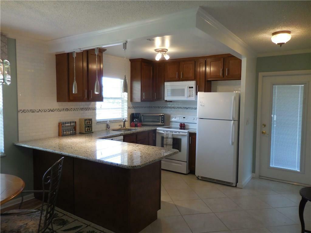 Property Photo:  16 Vista Palm Lane 201  FL 32962 