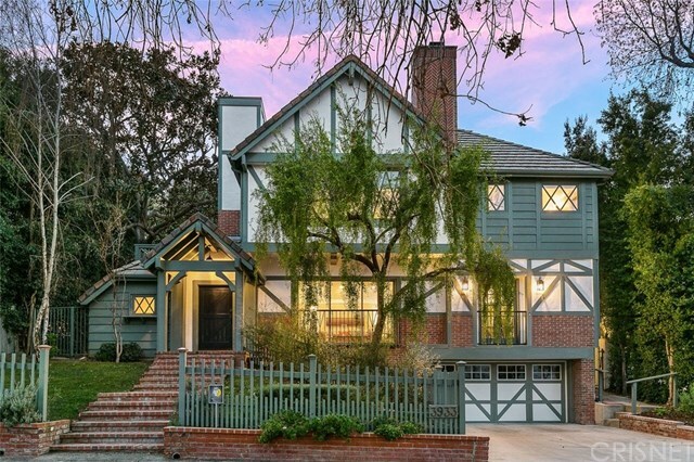 3933 Van Noord  Studio City CA 91604 photo