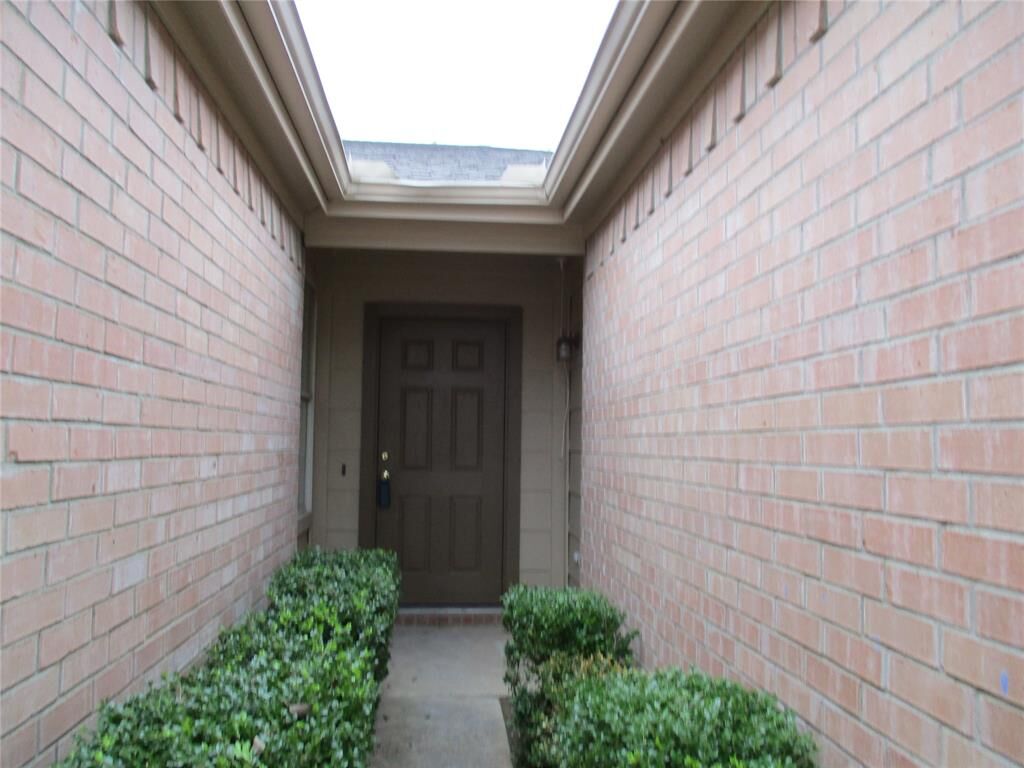 Property Photo:  1909 Notre Dame Drive  TX 75154 