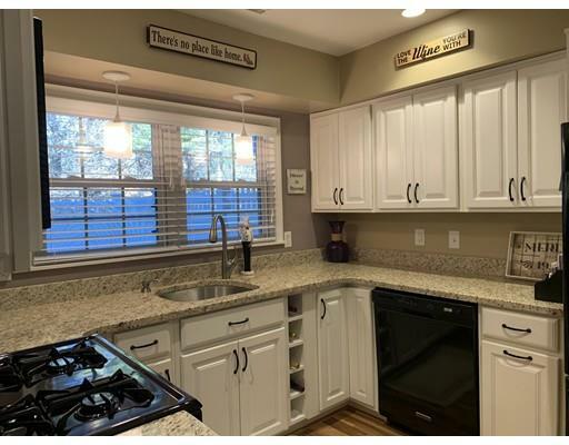 Property Photo: 420 Edgebrook Drive 420 MA 01505