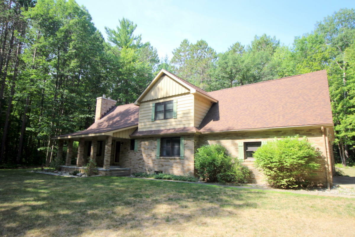 Property Photo:  410 E Indian Woods Trail  MI 49749 