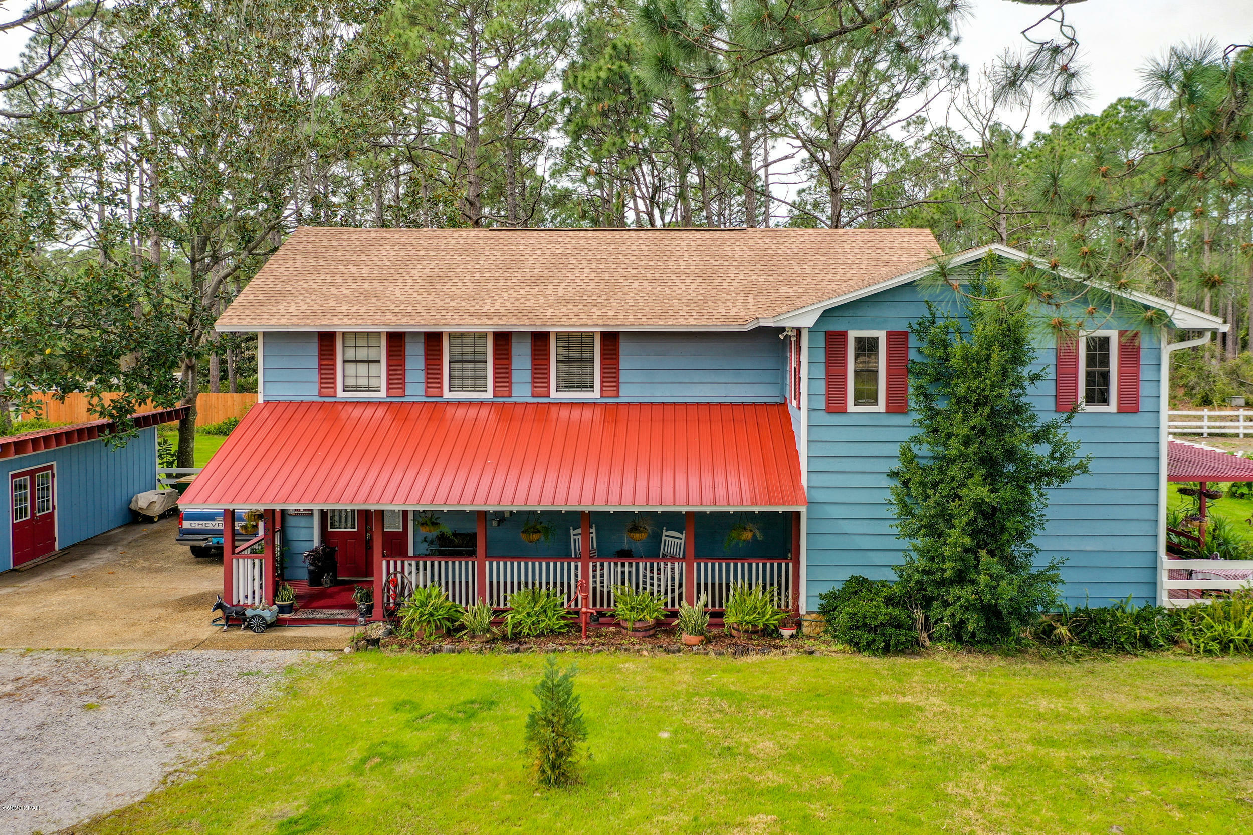 Property Photo: 720 Jersey Court FL 32408