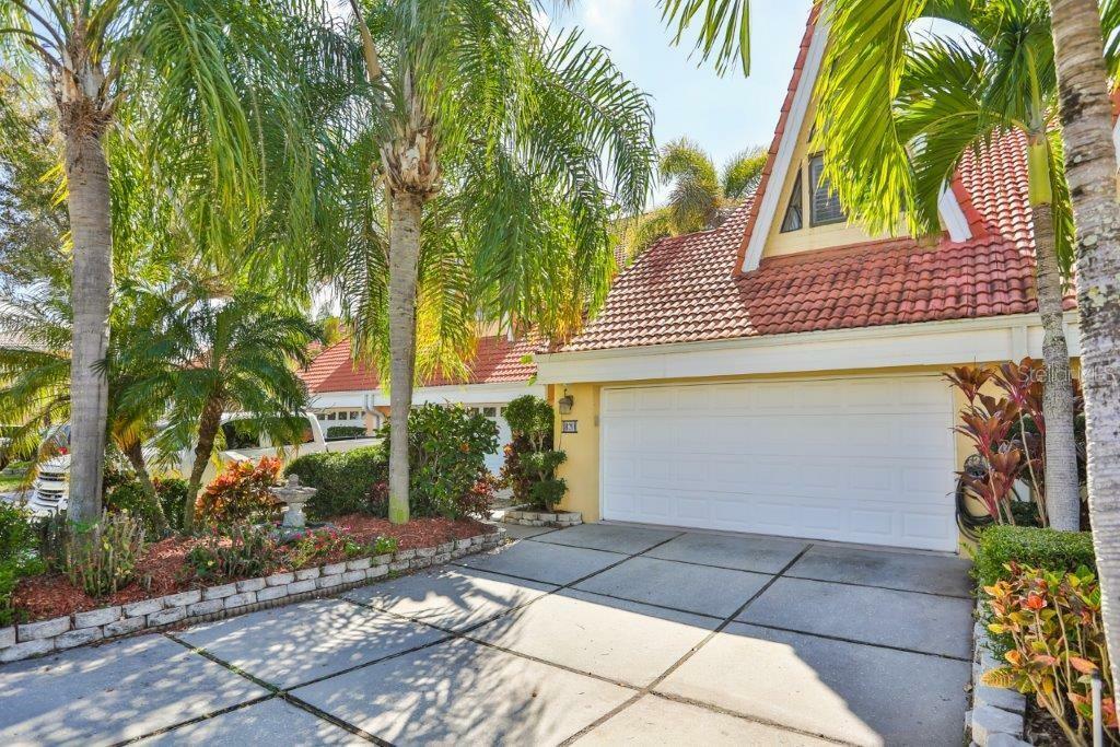 Property Photo:  820 Symphony Isles Boulevard  FL 33572 