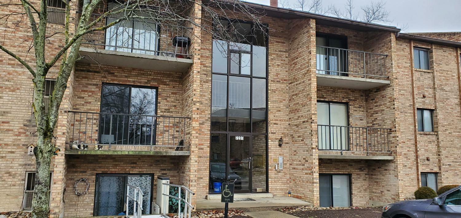 Property Photo: 7235 Creekview Dr 7 OH 45247
