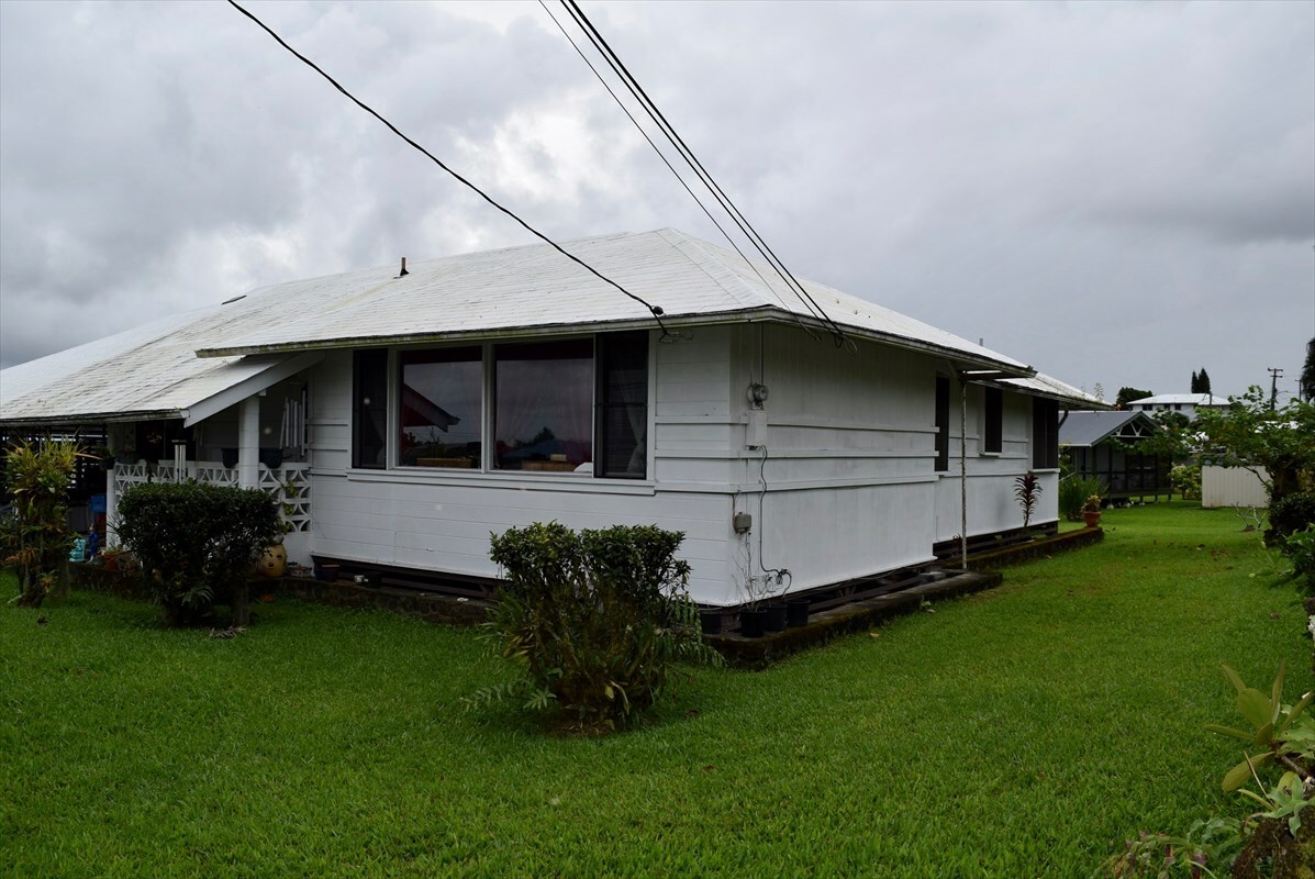 Property Photo:  587 Haihai St  HI 96720 