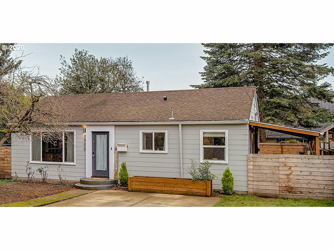 Property Photo: 7900 N Edison St OR 97203