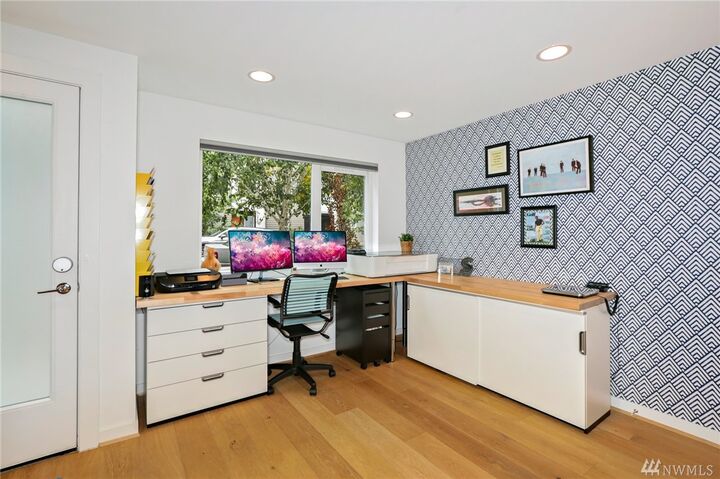 Property Photo: 3909 SW Findlay Street WA 98136