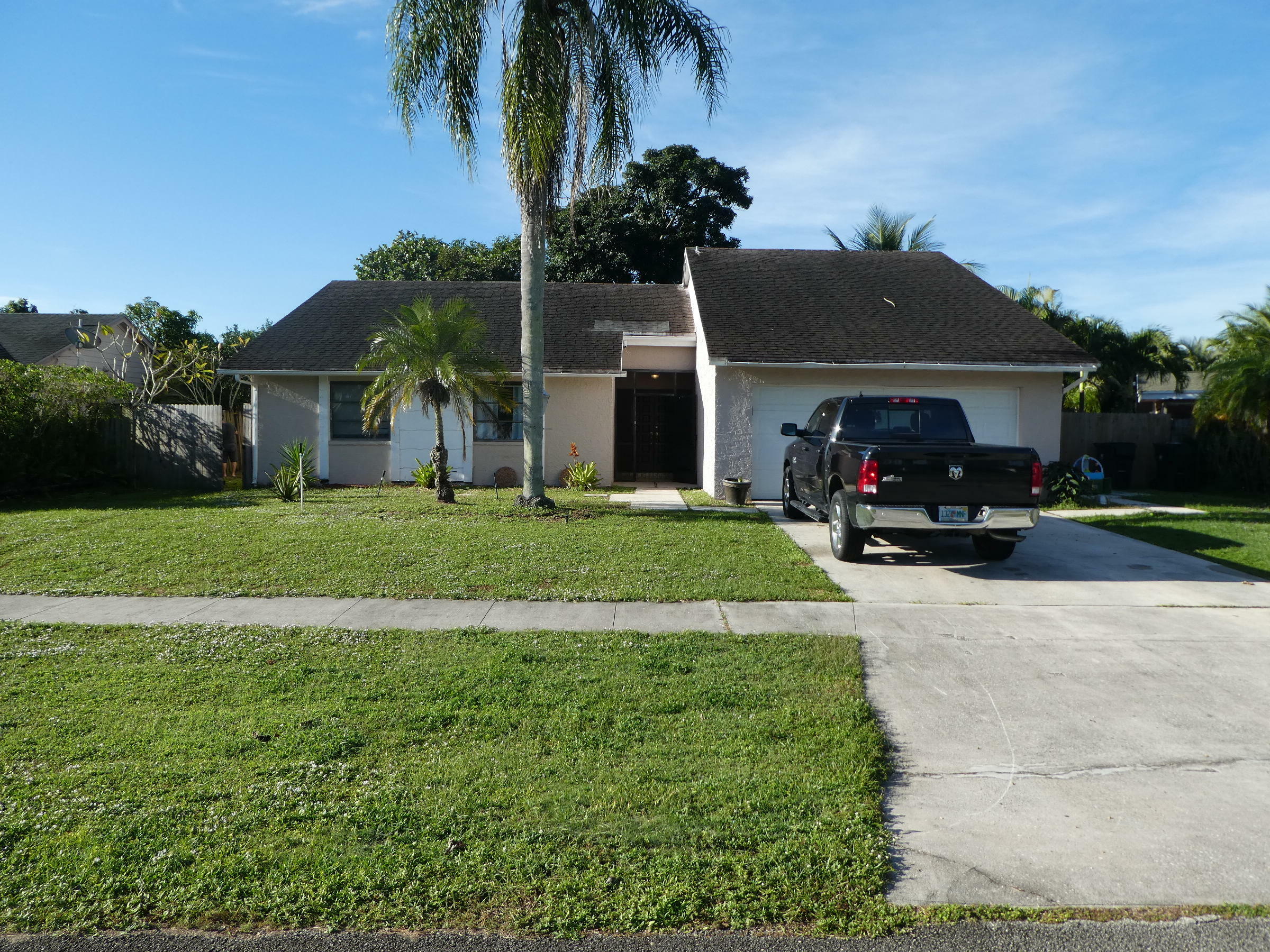 Property Photo:  1277 Essex Drive  FL 33414 