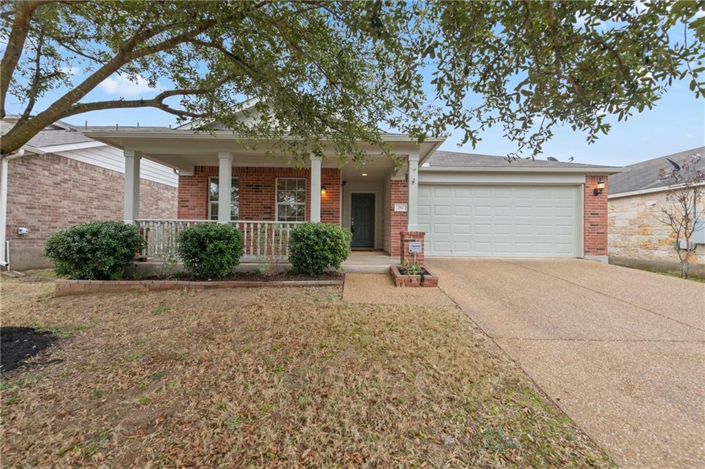Property Photo: 752 Kingfisher Lane TX 78641