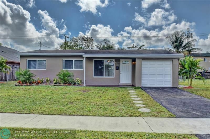 Property Photo:  6270 NW 12th St  FL 33313 