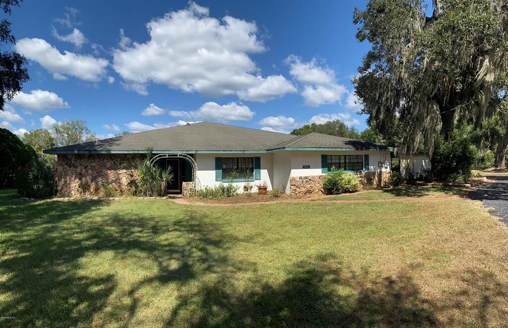 Property Photo: 7821 E Gospel Island Road FL 34450