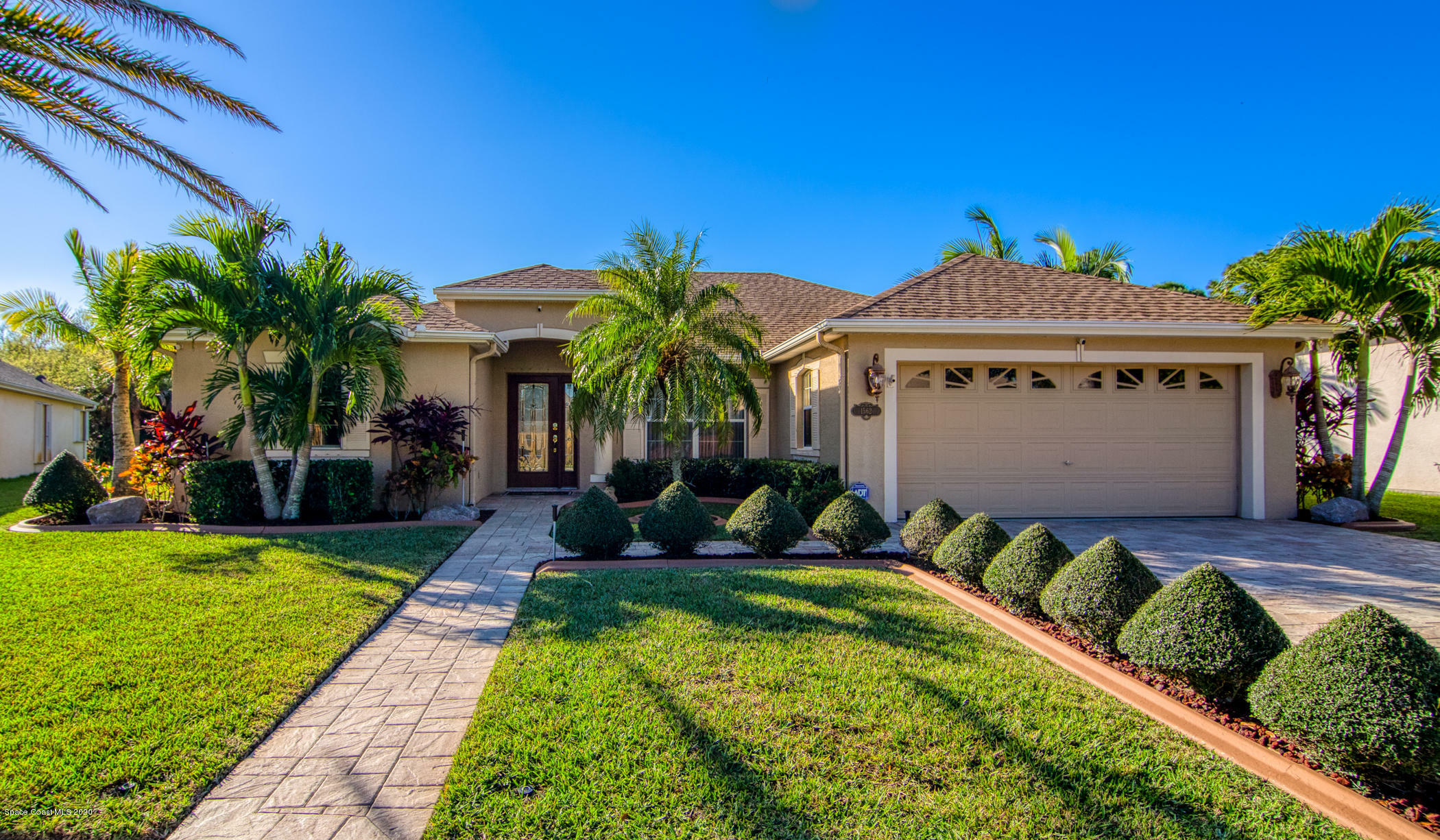 Property Photo:  1562 Sun Gazer Drive  FL 32955 