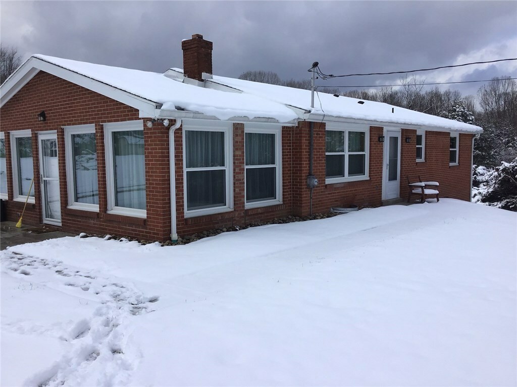 Property Photo: 179 Story PA 15632