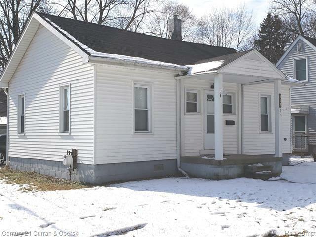 Property Photo:  412 Midland Boulevard  MI 48073 