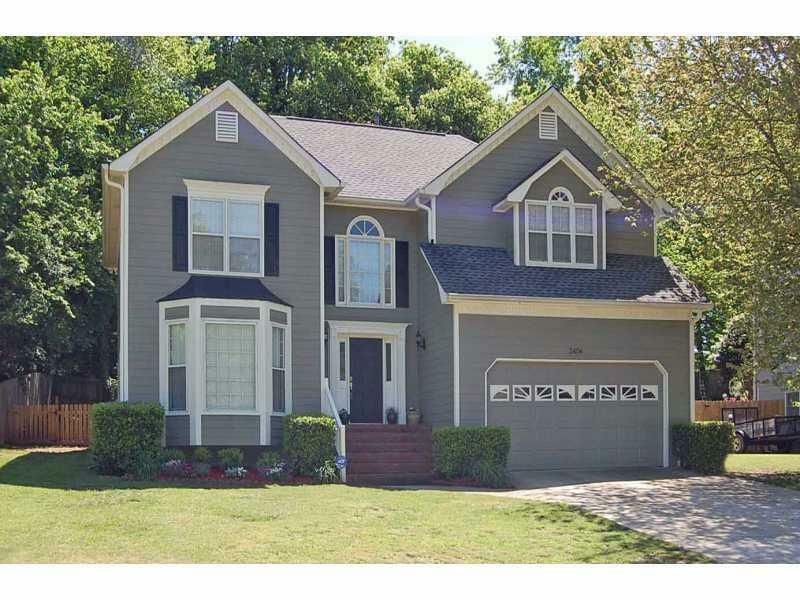Property Photo: 3404 Velvet Creek Drive 30008
