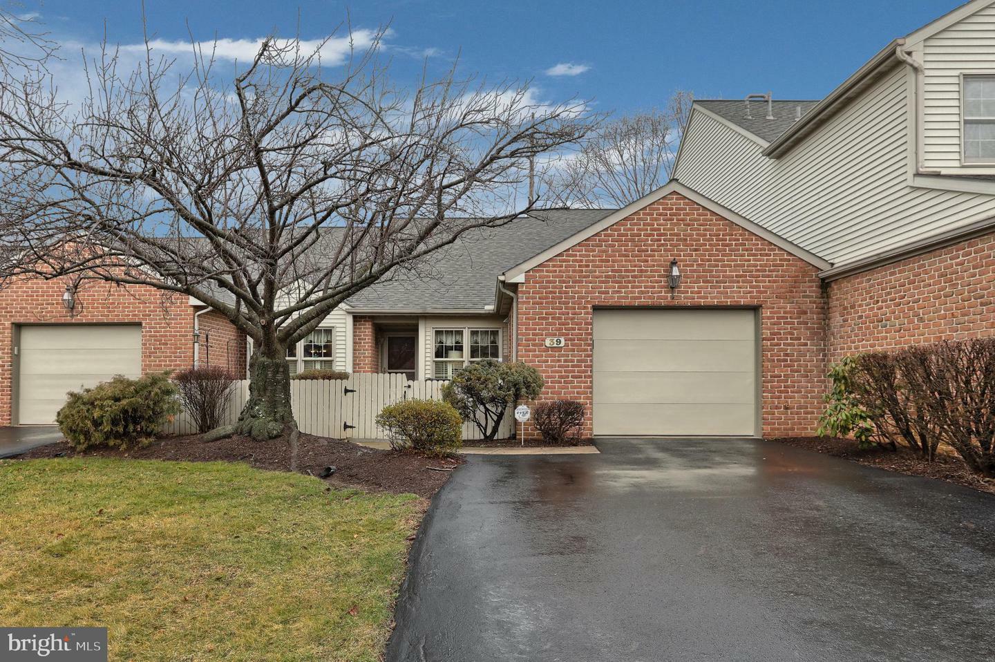 Property Photo:  39 Leearden Road  PA 17033 