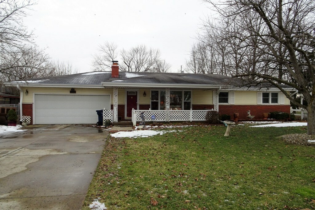 Property Photo:  1193 W State Road 38  IN 47362-9706 