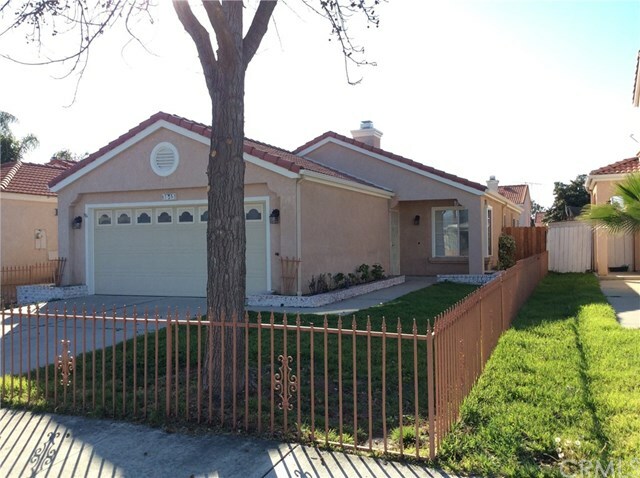 Property Photo:  1045 Lilac Street  CA 92545 