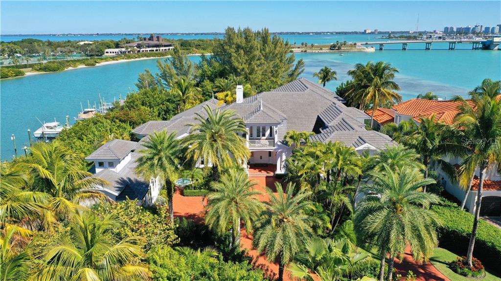 Property Photo: 15 Lighthouse Point Drive FL 34228