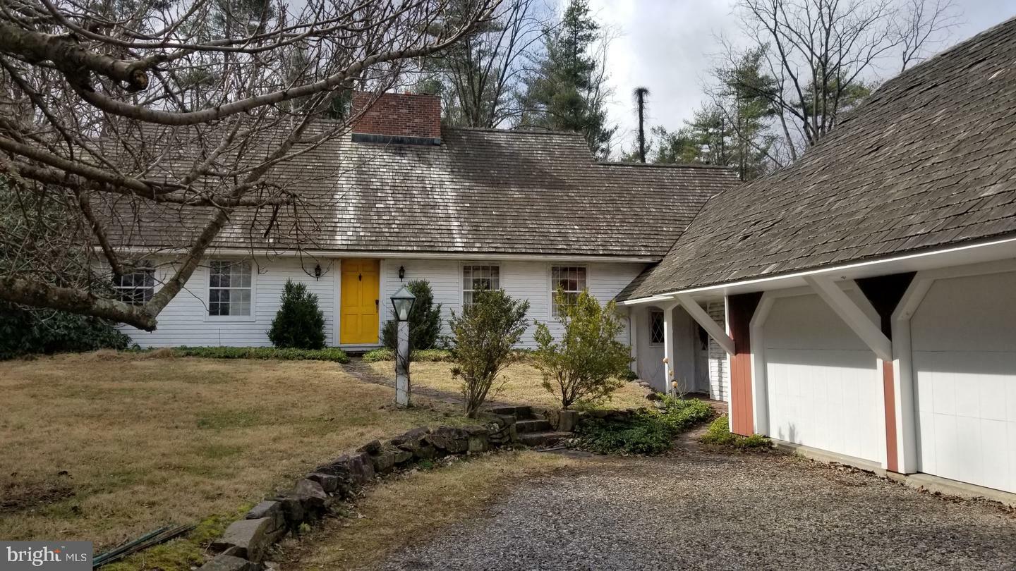 Property Photo:  13 Delaware Rim Drive  PA 19067 