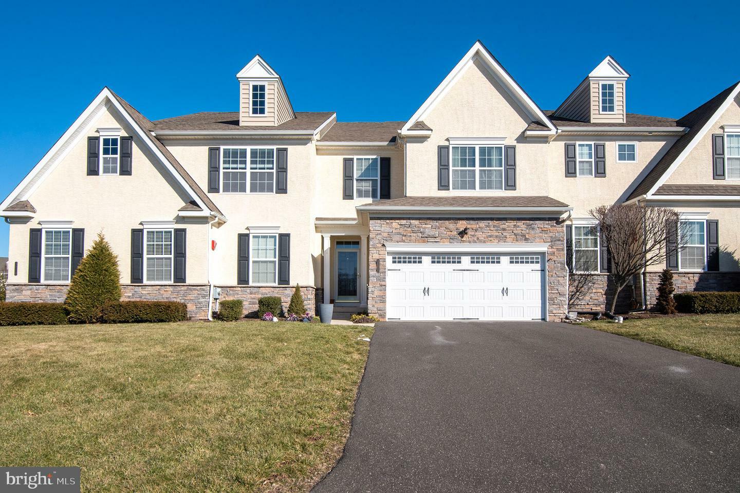 Property Photo: 3008 Bainbridge Drive PA 19446
