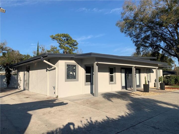 Property Photo: 4301 Edgewater Drive FL 32804