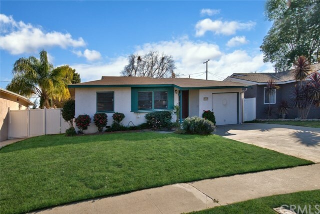 Property Photo:  906 E Almond Drive  CA 92821 