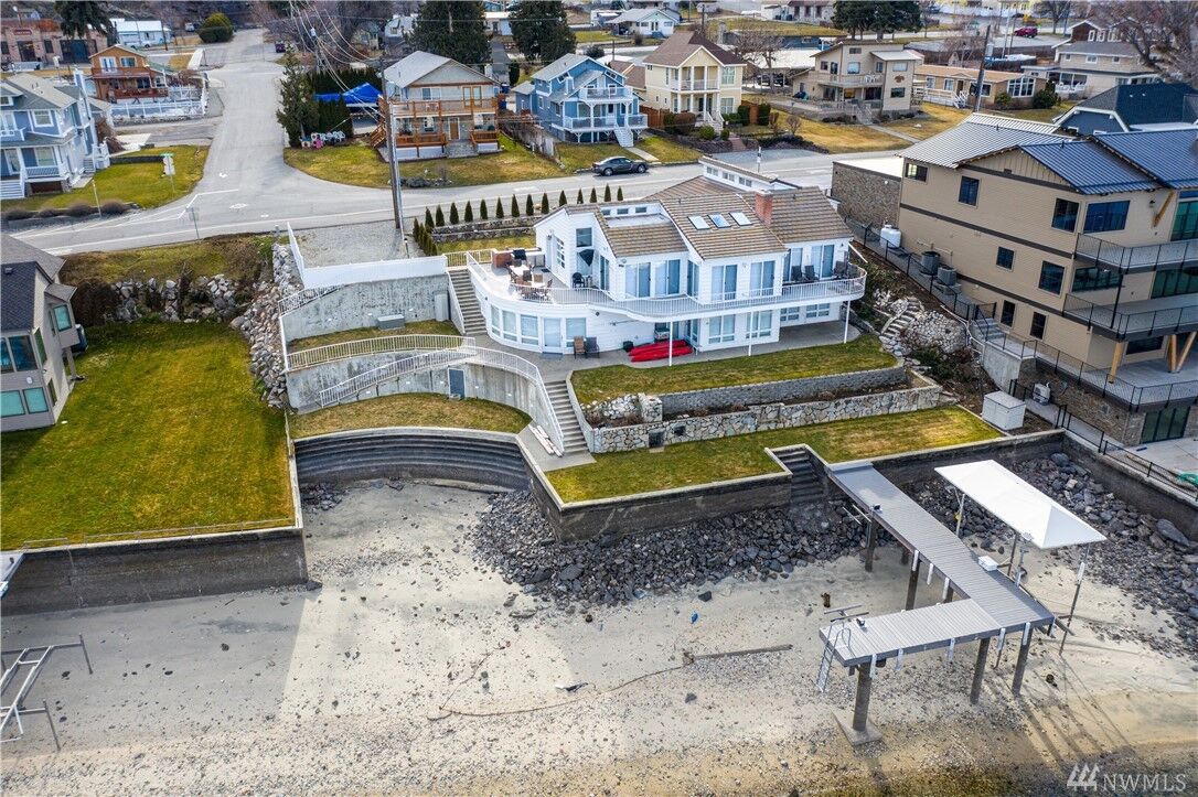 Property Photo: 2106 Terrace Avenue WA 98816