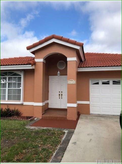 Property Photo:  14715 SW 36th Ter  FL 33185 