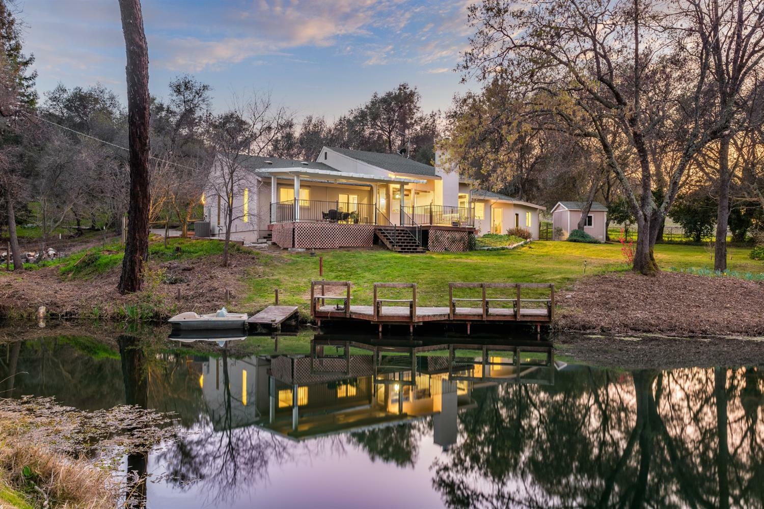 Property Photo: 2079 Country Hill Run CA 95658
