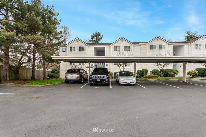 11002 SE Petrovitsky Road H-101  Renton WA 98055 photo