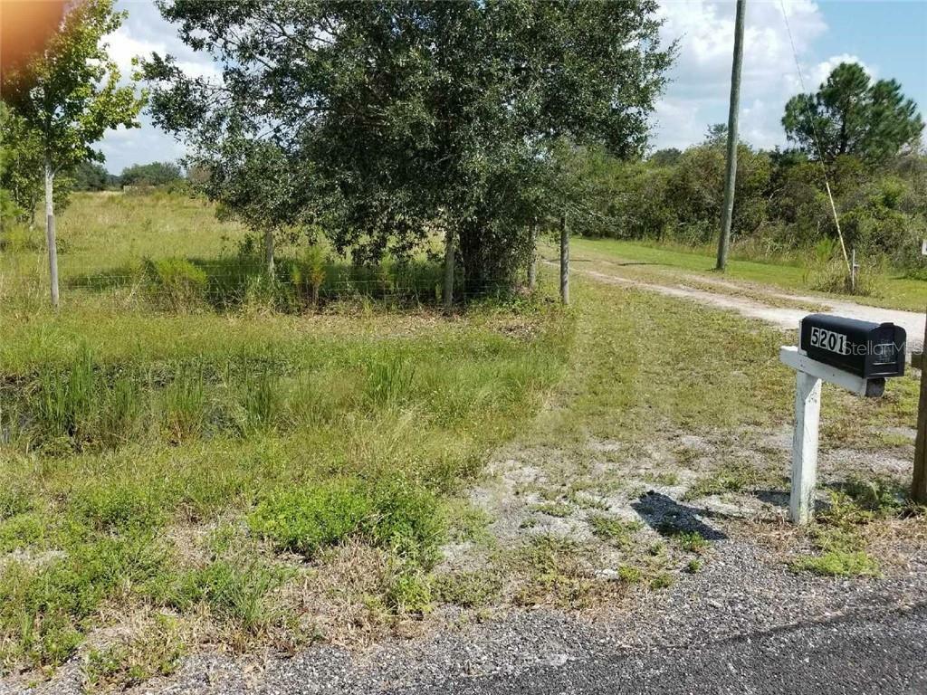 Property Photo:  5201 Wingate Road  FL 34251 