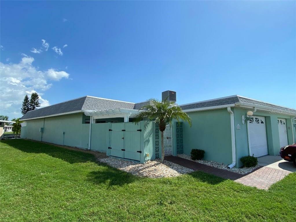 Property Photo:  364 Boca Ciega Point Boulevard  FL 33708 