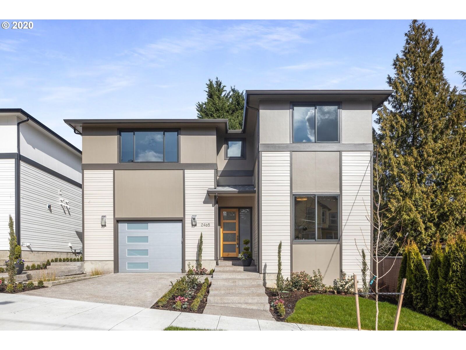 Property Photo: 465 S California St OR 97219