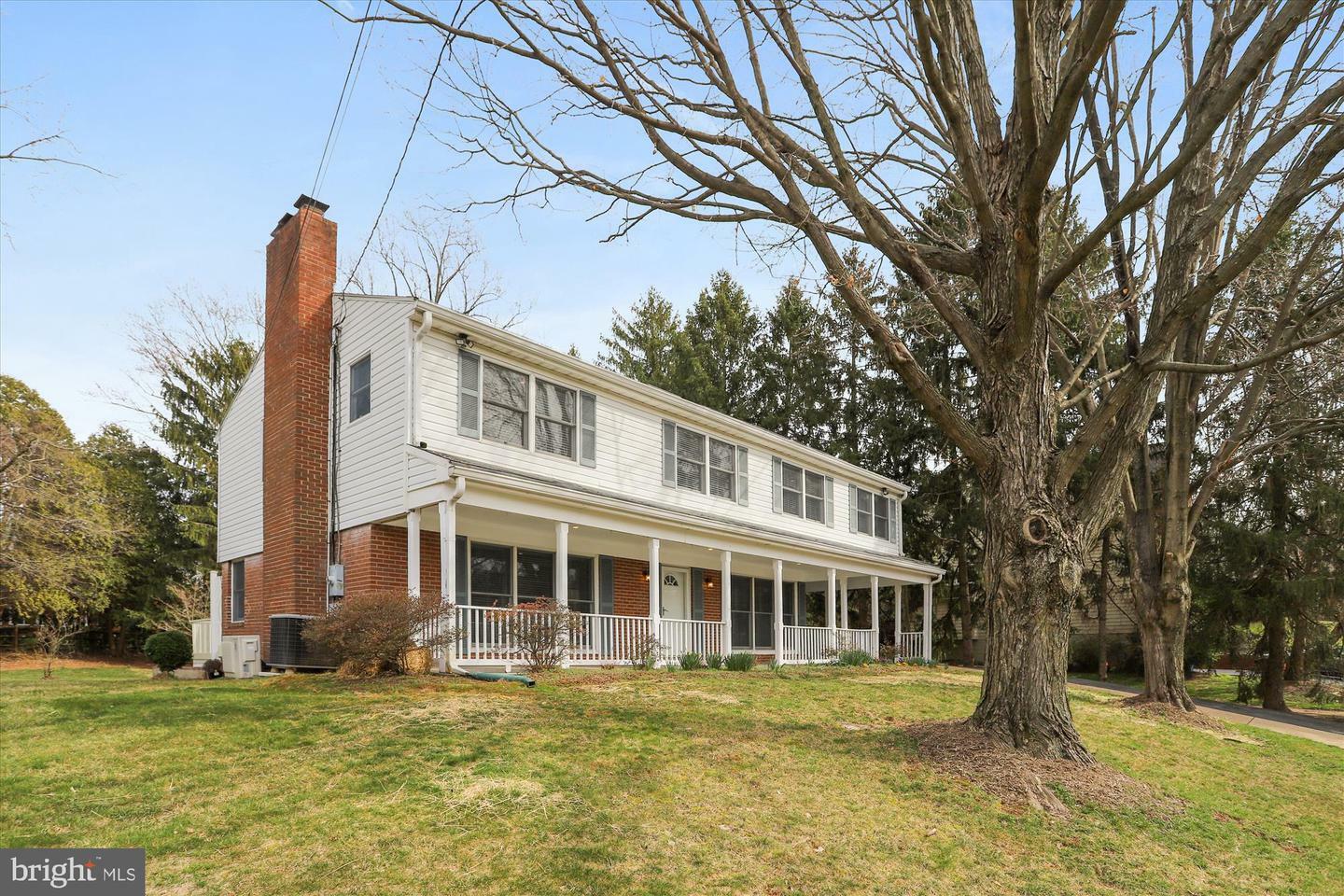 Property Photo:  1821 Birch Road  VA 22101 