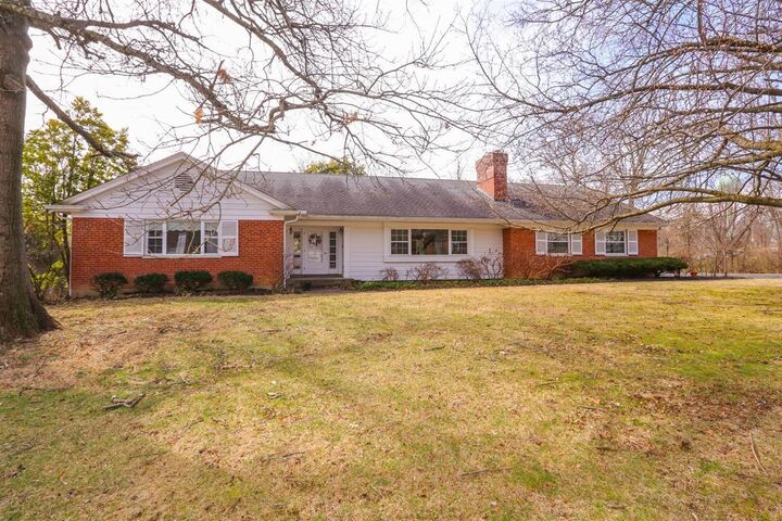 403 Oliver Rd  Wyoming OH 45215 photo