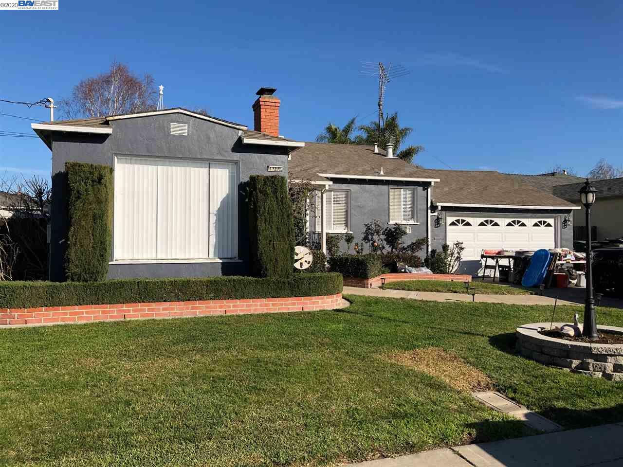 Property Photo:  15102 Chapel Ct  CA 94579 